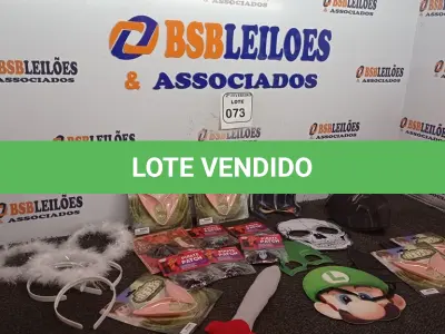 LOTE 073 - 01 LOTE COM ADEREÇOS PARA FANTASIA. (NO ESTADO) ATENÇÃO! FAZER A VISITAÇÃO ANTES DE ARREMATAR, NÃO SABEMOS SE FUNCIONA. LEILÃO NÃO TEM GARANTIA E NEM DEVOLUÇÃO, SUJEITO A POSSÍVEIS AVARIAS VISÍVEIS/OCULTAS E/OU AUSÊNCIA DE COMPONENTES.