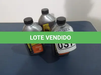 LOTE 037 - 03 LITROS DE LUBRIFICANTE MINERAL PARA COMPRESSORES. TIPO HL ISSO 150. (NO ESTADO) ATENÇÃO! FAZER A VISITAÇÃO ANTES DE ARREMATAR, NÃO SABEMOS SE FUNCIONA. LEILÃO NÃO TEM GARANTIA E NEM DEVOLUÇÃO, SUJEITO A POSSÍVEIS AVARIAS VISÍVEIS/OCULTAS E/OU AUSÊNCIA DE COMPONENTES.