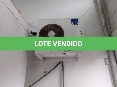 LOTE 042 - 01 CÂMARA FRIA COM UNIDADE CONDENSADORA (APROXIMADAMENTE 3,5X4X2,5M). (NO ESTADO) ATENÇÃO! FAZER A VISITAÇÃO ANTES DE ARREMATAR, NÃO SABEMOS SE FUNCIONA. LEILÃO NÃO TEM GARANTIA E NEM DEVOLUÇÃO, SUJEITO A POSSÍVEIS AVARIAS VISÍVEIS/OCULTAS E/OU AUSÊNCIA DE COMPONENTES.