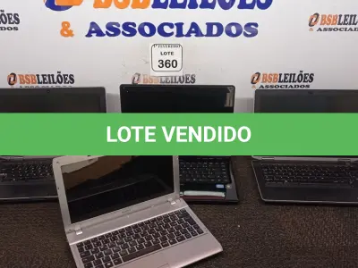 LOTE 360 - 04 NOTEBOOK’S PARA RETIRADAS DE PEÇAS. (NO ESTADO) ATENÇÃO! FAZER A VISITAÇÃO ANTES DE ARREMATAR, NÃO SABEMOS SE FUNCIONA. LEILÃO NÃO TEM GARANTIA E NEM DEVOLUÇÃO, SUJEITO A POSSÍVEIS AVARIAS VISÍVEIS/OCULTAS E/OU AUSÊNCIA DE COMPONENTES.