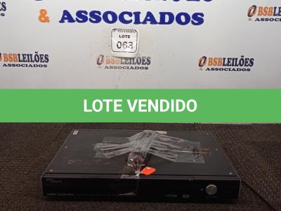 LOTE 063 - 01 CONTROLLER BOX HD81 MODELO VDHDUZZZ MARCA OPTOMA. (NO ESTADO) ATENÇÃO! FAZER A VISITAÇÃO ANTES DE ARREMATAR, NÃO SABEMOS SE FUNCIONA. LEILÃO NÃO TEM GARANTIA E NEM DEVOLUÇÃO, SUJEITO A POSSÍVEIS AVARIAS VISÍVEIS/OCULTAS E/OU AUSÊNCIA DE COMPONENTES.