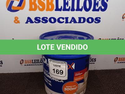 LOTE 169 - 01 GALÃO DE TINTA PARA INTERIOR QUALITEX 18L RENDE ATÉ 300M COR PEROLA. (NOVO) (NO ESTADO) ATENÇÃO! FAZER A VISITAÇÃO ANTES DE ARREMATAR, NÃO SABEMOS SE FUNCIONA. LEILÃO NÃO TEM GARANTIA E NEM DEVOLUÇÃO, SUJEITO A POSSÍVEIS AVARIAS VISÍVEIS/OCULTAS E/OU AUSÊNCIA DE COMPONENTES.