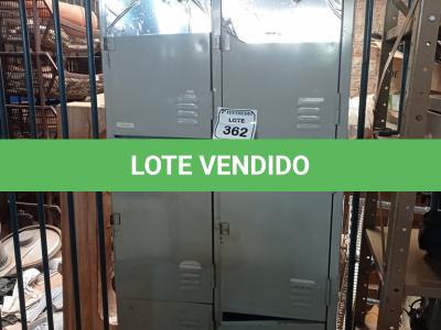 LOTE 362 -  01 ARMÁRIO DE AÇO ROUPEIRO. (NO ESTADO) ATENÇÃO! FAZER A VISITAÇÃO ANTES DE ARREMATAR, NÃO SABEMOS SE FUNCIONA. LEILÃO NÃO TEM GARANTIA E NEM DEVOLUÇÃO, SUJEITO A POSSÍVEIS AVARIAS VISÍVEIS/OCULTAS E/OU AUSÊNCIA DE COMPONENTES.