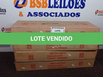 LOTE 208 - 04 LUMINÁRIAS DE EMBUTIR MARCA LUMILUZ. (NO ESTADO) ATENÇÃO! FAZER A VISITAÇÃO ANTES DE ARREMATAR, NÃO SABEMOS SE FUNCIONA. LEILÃO NÃO TEM GARANTIA E NEM DEVOLUÇÃO, SUJEITO A POSSÍVEIS AVARIAS VISÍVEIS/OCULTAS E/OU AUSÊNCIA DE COMPONENTES.