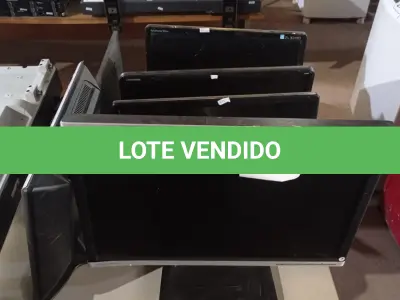 LOTE 310 - 06 MONITORES LCD MARCAS E MODELOS DIVERSOS P/RETIRADA DE PEÇAS. (NO ESTADO) ATENÇÃO! FAZER A VISITAÇÃO ANTES DE ARREMATAR, NÃO SABEMOS SE FUNCIONA. LEILÃO NÃO TEM GARANTIA E NEM DEVOLUÇÃO, SUJEITO A POSSÍVEIS AVARIAS VISÍVEIS/OCULTAS E/OU AUSÊNCIA DE COMPONENTES.