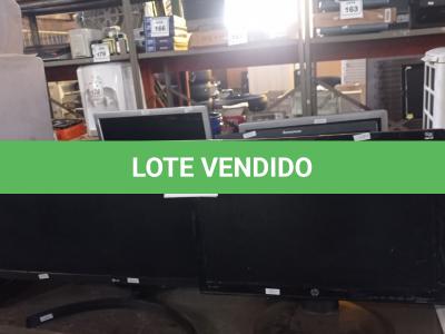 LOTE 224 - 07 MONITORES DIVERSOS COM AVARIAS.  (NO ESTADO) ATENÇÃO! FAZER A VISITAÇÃO ANTES DE ARREMATAR, NÃO SABEMOS SE FUNCIONA. LEILÃO NÃO TEM GARANTIA E NEM DEVOLUÇÃO, SUJEITO A POSSÍVEIS AVARIAS VISÍVEIS/OCULTAS E/OU AUSÊNCIA DE COMPONENTES.