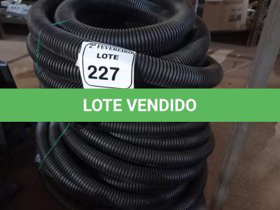 LOTE 227 - 02 ROLOS DE MANGUEIRA CORRUGADA NA COR PRETA.  (NO ESTADO) ATENÇÃO! FAZER A VISITAÇÃO ANTES DE ARREMATAR, NÃO SABEMOS SE FUNCIONA. LEILÃO NÃO TEM GARANTIA E NEM DEVOLUÇÃO, SUJEITO A POSSÍVEIS AVARIAS VISÍVEIS/OCULTAS E/OU AUSÊNCIA DE COMPONENTES.