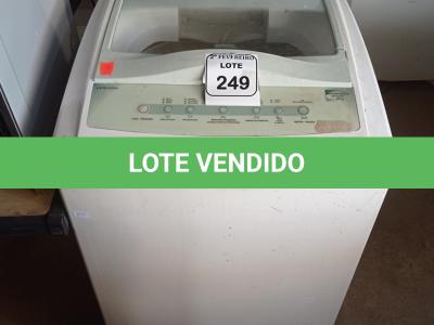 LOTE 249 -  01 MÁQUINA DE LAVAR ROUPAS BRASTEMP 8 KG. (NO ESTADO) ATENÇÃO! FAZER A VISITAÇÃO ANTES DE ARREMATAR, NÃO SABEMOS SE FUNCIONA. LEILÃO NÃO TEM GARANTIA E NEM DEVOLUÇÃO, SUJEITO A POSSÍVEIS AVARIAS VISÍVEIS/OCULTAS E/OU AUSÊNCIA DE COMPONENTES.