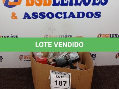 LOTE 187 - 10 MOLAS PARA PORTA. (NO ESTADO) ATENÇÃO! FAZER A VISITAÇÃO ANTES DE ARREMATAR, NÃO SABEMOS SE FUNCIONA. LEILÃO NÃO TEM GARANTIA E NEM DEVOLUÇÃO, SUJEITO A POSSÍVEIS AVARIAS VISÍVEIS/OCULTAS E/OU AUSÊNCIA DE COMPONENTES.