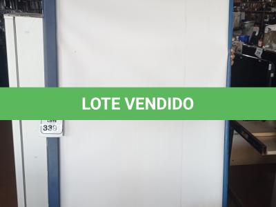 LOTE 339 - 01 TELA DE PROJEÇÃO MANUAL.  (NO ESTADO) ATENÇÃO! FAZER A VISITAÇÃO ANTES DE ARREMATAR, NÃO SABEMOS SE FUNCIONA. LEILÃO NÃO TEM GARANTIA E NEM DEVOLUÇÃO, SUJEITO A POSSÍVEIS AVARIAS VISÍVEIS/OCULTAS E/OU AUSÊNCIA DE COMPONENTES.