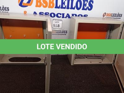 LOTE 158 - 02 QUADROS ELÉTRICOS. (NO ESTADO) ATENÇÃO! FAZER A VISITAÇÃO ANTES DE ARREMATAR, NÃO SABEMOS SE FUNCIONA. LEILÃO NÃO TEM GARANTIA E NEM DEVOLUÇÃO, SUJEITO A POSSÍVEIS AVARIAS VISÍVEIS/OCULTAS E/OU AUSÊNCIA DE COMPONENTES.
