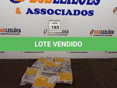 LOTE 193 - 06 KG DE PREGOS MARCA ARCELORMITTA 18X36. (NOVO) (NO ESTADO) ATENÇÃO! FAZER A VISITAÇÃO ANTES DE ARREMATAR, NÃO SABEMOS SE FUNCIONA. LEILÃO NÃO TEM GARANTIA E NEM DEVOLUÇÃO, SUJEITO A POSSÍVEIS AVARIAS VISÍVEIS/OCULTAS E/OU AUSÊNCIA DE COMPONENTES.