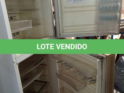 LOTE 365 -  01 GELADEIRA DUPLEX FROST FRE 410 FRESH. (NO ESTADO) ATENÇÃO! FAZER A VISITAÇÃO ANTES DE ARREMATAR, NÃO SABEMOS SE FUNCIONA. LEILÃO NÃO TEM GARANTIA E NEM DEVOLUÇÃO, SUJEITO A POSSÍVEIS AVARIAS VISÍVEIS/OCULTAS E/OU AUSÊNCIA DE COMPONENTES.