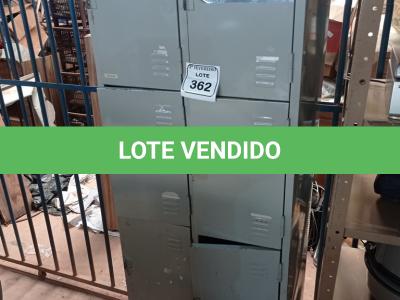 LOTE 362 -  01 ARMÁRIO DE AÇO ROUPEIRO. (NO ESTADO) ATENÇÃO! FAZER A VISITAÇÃO ANTES DE ARREMATAR, NÃO SABEMOS SE FUNCIONA. LEILÃO NÃO TEM GARANTIA E NEM DEVOLUÇÃO, SUJEITO A POSSÍVEIS AVARIAS VISÍVEIS/OCULTAS E/OU AUSÊNCIA DE COMPONENTES.