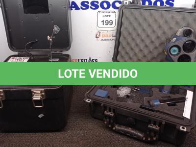 LOTE 199 - 01 RADAR MÓVEL. (NO ESTADO) ATENÇÃO! FAZER A VISITAÇÃO ANTES DE ARREMATAR, NÃO SABEMOS SE FUNCIONA. LEILÃO NÃO TEM GARANTIA E NEM DEVOLUÇÃO, SUJEITO A POSSÍVEIS AVARIAS VISÍVEIS/OCULTAS E/OU AUSÊNCIA DE COMPONENTES.