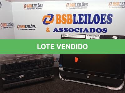 LOTE 242 -  01 ALL IN ONE MARCA HP E 01 APARELHO DE SOM GRADIENTE.  (NO ESTADO) ATENÇÃO! FAZER A VISITAÇÃO ANTES DE ARREMATAR, NÃO SABEMOS SE FUNCIONA. LEILÃO NÃO TEM GARANTIA E NEM DEVOLUÇÃO, SUJEITO A POSSÍVEIS AVARIAS VISÍVEIS/OCULTAS E/OU AUSÊNCIA DE COMPONENTES.