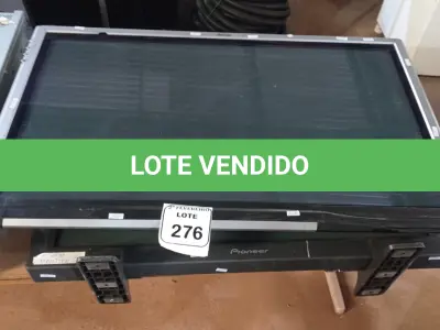 LOTE 276 - 01 MONITOR MARCA SONY E 01 MONITOR MARCA PIONNER COM AVARIAS (NO ESTADO) ATENÇÃO! FAZER A VISITAÇÃO ANTES DE ARREMATAR, NÃO SABEMOS SE FUNCIONA. LEILÃO NÃO TEM GARANTIA E NEM DEVOLUÇÃO, SUJEITO A POSSÍVEIS AVARIAS VISÍVEIS/OCULTAS E/OU AUSÊNCIA DE COMPONENTES.