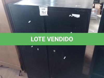 LOTE 397 -  01 ARMÁRIO EM AÇO 2 PORTAS (PORTA TRANCADA). (NO ESTADO) ATENÇÃO! FAZER A VISITAÇÃO ANTES DE ARREMATAR, NÃO SABEMOS SE FUNCIONA. LEILÃO NÃO TEM GARANTIA E NEM DEVOLUÇÃO, SUJEITO A POSSÍVEIS AVARIAS VISÍVEIS/OCULTAS E/OU AUSÊNCIA DE COMPONENTES.
