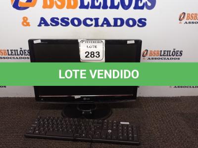 LOTE 283 -  01 MONITOR LG COM TECLADO. (NO ESTADO) ATENÇÃO! FAZER A VISITAÇÃO ANTES DE ARREMATAR, NÃO SABEMOS SE FUNCIONA. LEILÃO NÃO TEM GARANTIA E NEM DEVOLUÇÃO, SUJEITO A POSSÍVEIS AVARIAS VISÍVEIS/OCULTAS E/OU AUSÊNCIA DE COMPONENTES.