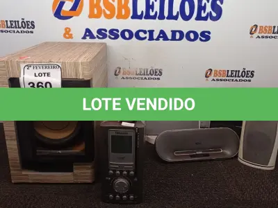 LOTE 360 - 01 CAIXA DE SOM SUBWOOFER MARCA PHILIPS E DIVERSOS APARELHOS DE SOM MARCAS E MODELOS DIVERSOS. (NO ESTADO) ATENÇÃO! FAZER A VISITAÇÃO ANTES DE ARREMATAR, NÃO SABEMOS SE FUNCIONA. LEILÃO NÃO TEM GARANTIA E NEM DEVOLUÇÃO, SUJEITO A POSSÍVEIS AVARIAS VISÍVEIS/OCULTAS E/OU AUSÊNCIA DE COMPONENTES.