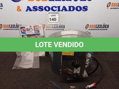 LOTE 140 - 01 FRITADEIRA ELÉTRICA EM INOX MARCA VENÂNCIO. (NO ESTADO) ATENÇÃO! FAZER A VISITAÇÃO ANTES DE ARREMATAR, NÃO SABEMOS SE FUNCIONA. LEILÃO NÃO TEM GARANTIA E NEM DEVOLUÇÃO, SUJEITO A POSSÍVEIS AVARIAS VISÍVEIS/OCULTAS E/OU AUSÊNCIA DE COMPONENTES.