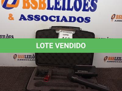 LOTE 412 - 01 MALETA COM 01 MICROFONE E 01 RECEPTOR TSI PRO MS115 CLI. (NO ESTADO) ATENÇÃO! FAZER A VISITAÇÃO ANTES DE ARREMATAR, NÃO SABEMOS SE FUNCIONA. LEILÃO NÃO TEM GARANTIA E NEM DEVOLUÇÃO, SUJEITO A POSSÍVEIS AVARIAS VISÍVEIS/OCULTAS E/OU AUSÊNCIA DE COMPONENTES.