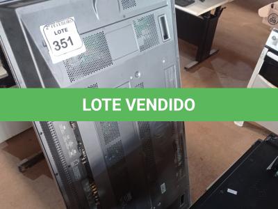 LOTE 351 -  01 TV LG 42”. (NO ESTADO) ATENÇÃO! FAZER A VISITAÇÃO ANTES DE ARREMATAR, NÃO SABEMOS SE FUNCIONA. LEILÃO NÃO TEM GARANTIA E NEM DEVOLUÇÃO, SUJEITO A POSSÍVEIS AVARIAS VISÍVEIS/OCULTAS E/OU AUSÊNCIA DE COMPONENTES.