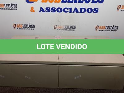 LOTE 214 - 02 QUADROS ELÉTRICOS.  (NO ESTADO) ATENÇÃO! FAZER A VISITAÇÃO ANTES DE ARREMATAR, NÃO SABEMOS SE FUNCIONA. LEILÃO NÃO TEM GARANTIA E NEM DEVOLUÇÃO, SUJEITO A POSSÍVEIS AVARIAS VISÍVEIS/OCULTAS E/OU AUSÊNCIA DE COMPONENTES.