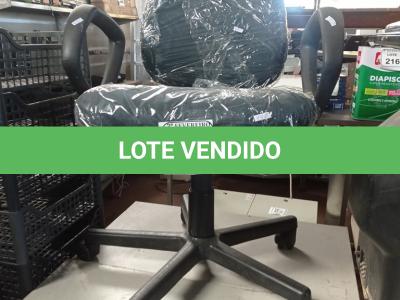 LOTE 287 -  01 CADEIRA GIRATÓRIA PARA ESCRITÓRIO. (NO ESTADO) ATENÇÃO! FAZER A VISITAÇÃO ANTES DE ARREMATAR, NÃO SABEMOS SE FUNCIONA. LEILÃO NÃO TEM GARANTIA E NEM DEVOLUÇÃO, SUJEITO A POSSÍVEIS AVARIAS VISÍVEIS/OCULTAS E/OU AUSÊNCIA DE COMPONENTES.