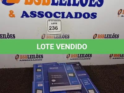 LOTE 236 - 05 REFLETORES DE LED AMBIENTE EXTERNO 100W CADA(NOVO). (NO ESTADO) ATENÇÃO! FAZER A VISITAÇÃO ANTES DE ARREMATAR, NÃO SABEMOS SE FUNCIONA. LEILÃO NÃO TEM GARANTIA E NEM DEVOLUÇÃO, SUJEITO A POSSÍVEIS AVARIAS VISÍVEIS/OCULTAS E/OU AUSÊNCIA DE COMPONENTES.