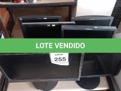 LOTE 255 - 07 MONITORES LCD MARCAS E MODELOS DIVERSOS. (NO ESTADO) ATENÇÃO! FAZER A VISITAÇÃO ANTES DE ARREMATAR, NÃO SABEMOS SE FUNCIONA. LEILÃO NÃO TEM GARANTIA E NEM DEVOLUÇÃO, SUJEITO A POSSÍVEIS AVARIAS VISÍVEIS/OCULTAS E/OU AUSÊNCIA DE COMPONENTES.