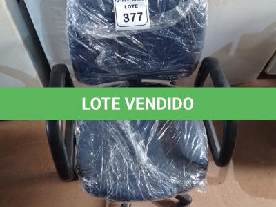 LOTE 377 -  01 CADEIRA GIRATÓRIA PARA ESCRITÓRIO. (NO ESTADO) ATENÇÃO! FAZER A VISITAÇÃO ANTES DE ARREMATAR, NÃO SABEMOS SE FUNCIONA. LEILÃO NÃO TEM GARANTIA E NEM DEVOLUÇÃO, SUJEITO A POSSÍVEIS AVARIAS VISÍVEIS/OCULTAS E/OU AUSÊNCIA DE COMPONENTES.