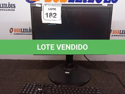 LOTE 182 - 01 MONITOR LCD OAC COM TECLADO. (NO ESTADO) ATENÇÃO! FAZER A VISITAÇÃO ANTES DE ARREMATAR, NÃO SABEMOS SE FUNCIONA. LEILÃO NÃO TEM GARANTIA E NEM DEVOLUÇÃO, SUJEITO A POSSÍVEIS AVARIAS VISÍVEIS/OCULTAS E/OU AUSÊNCIA DE COMPONENTES.