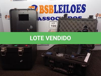 LOTE 199 - 01 RADAR MÓVEL. (NO ESTADO) ATENÇÃO! FAZER A VISITAÇÃO ANTES DE ARREMATAR, NÃO SABEMOS SE FUNCIONA. LEILÃO NÃO TEM GARANTIA E NEM DEVOLUÇÃO, SUJEITO A POSSÍVEIS AVARIAS VISÍVEIS/OCULTAS E/OU AUSÊNCIA DE COMPONENTES.