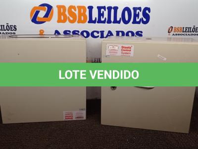 LOTE 192 - 02 QUADROS ELÉTRICOS. (NO ESTADO) ATENÇÃO! FAZER A VISITAÇÃO ANTES DE ARREMATAR, NÃO SABEMOS SE FUNCIONA. LEILÃO NÃO TEM GARANTIA E NEM DEVOLUÇÃO, SUJEITO A POSSÍVEIS AVARIAS VISÍVEIS/OCULTAS E/OU AUSÊNCIA DE COMPONENTES.