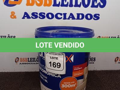 LOTE 169 - 01 GALÃO DE TINTA PARA INTERIOR QUALITEX 18L RENDE ATÉ 300M COR PEROLA. (NOVO) (NO ESTADO) ATENÇÃO! FAZER A VISITAÇÃO ANTES DE ARREMATAR, NÃO SABEMOS SE FUNCIONA. LEILÃO NÃO TEM GARANTIA E NEM DEVOLUÇÃO, SUJEITO A POSSÍVEIS AVARIAS VISÍVEIS/OCULTAS E/OU AUSÊNCIA DE COMPONENTES.