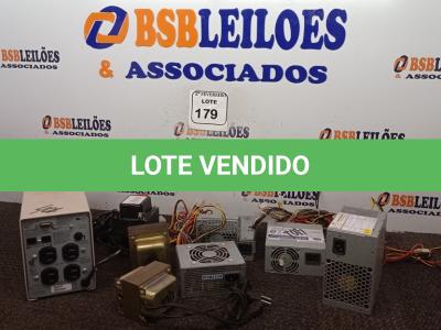 LOTE 179 - 01 NOBREAK MARCA APC, 04 FONTES DE ALIMENTAÇÃO E 03 TRANSFORMADORES. (NO ESTADO) ATENÇÃO! FAZER A VISITAÇÃO ANTES DE ARREMATAR, NÃO SABEMOS SE FUNCIONA. LEILÃO NÃO TEM GARANTIA E NEM DEVOLUÇÃO, SUJEITO A POSSÍVEIS AVARIAS VISÍVEIS/OCULTAS E/OU AUSÊNCIA DE COMPONENTES.