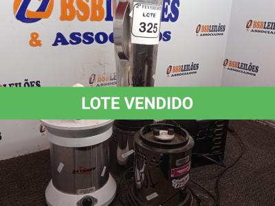 LOTE 325 - 01 LIQUIDIFICADOR INDUSTRIAL, 01 BASE PARA LIQUIDIFICADOR, 01 ESPREMEDOR DE FRUTAS E 01 NOBREAK.   (NO ESTADO) ATENÇÃO! FAZER A VISITAÇÃO ANTES DE ARREMATAR, NÃO SABEMOS SE FUNCIONA. LEILÃO NÃO TEM GARANTIA E NEM DEVOLUÇÃO, SUJEITO A POSSÍVEIS AVARIAS VISÍVEIS/OCULTAS E/OU AUSÊNCIA DE COMPONENTES.
