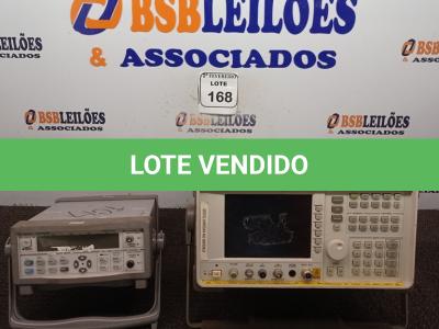LOTE 168 - 01 APARELHO DE ANALISE 8563EC E 01 FREQUENCÍMETRO. (NO ESTADO) ATENÇÃO! FAZER A VISITAÇÃO ANTES DE ARREMATAR, NÃO SABEMOS SE FUNCIONA. LEILÃO NÃO TEM GARANTIA E NEM DEVOLUÇÃO, SUJEITO A POSSÍVEIS AVARIAS VISÍVEIS/OCULTAS E/OU AUSÊNCIA DE COMPONENTES.