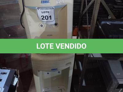 LOTE 201 - 02 BEBEDOUROS P/GARRAFÃO MARCAM IBBL. (NO ESTADO) ATENÇÃO! FAZER A VISITAÇÃO ANTES DE ARREMATAR, NÃO SABEMOS SE FUNCIONA. LEILÃO NÃO TEM GARANTIA E NEM DEVOLUÇÃO, SUJEITO A POSSÍVEIS AVARIAS VISÍVEIS/OCULTAS E/OU AUSÊNCIA DE COMPONENTES.