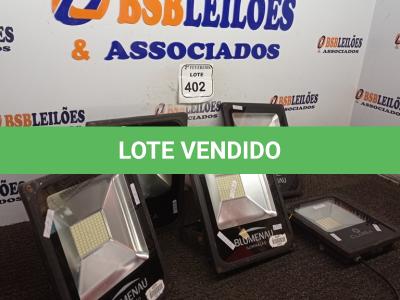 LOTE 402 - 05 REFLETORES DE LED DIVERSOS. (NO ESTADO) ATENÇÃO! FAZER A VISITAÇÃO ANTES DE ARREMATAR, NÃO SABEMOS SE FUNCIONA. LEILÃO NÃO TEM GARANTIA E NEM DEVOLUÇÃO, SUJEITO A POSSÍVEIS AVARIAS VISÍVEIS/OCULTAS E/OU AUSÊNCIA DE COMPONENTES.