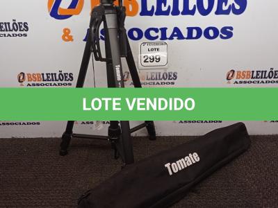 LOTE 299 - 01 TRIPÉ P/CÂMERA FOTOGRÁFICA MARCA TOMATE MODELO MTG-3016. (NO ESTADO) ATENÇÃO! FAZER A VISITAÇÃO ANTES DE ARREMATAR, NÃO SABEMOS SE FUNCIONA. LEILÃO NÃO TEM GARANTIA E NEM DEVOLUÇÃO, SUJEITO A POSSÍVEIS AVARIAS VISÍVEIS/OCULTAS E/OU AUSÊNCIA DE COMPONENTES.