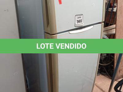LOTE 365 -  01 GELADEIRA DUPLEX FROST FRE 410 FRESH. (NO ESTADO) ATENÇÃO! FAZER A VISITAÇÃO ANTES DE ARREMATAR, NÃO SABEMOS SE FUNCIONA. LEILÃO NÃO TEM GARANTIA E NEM DEVOLUÇÃO, SUJEITO A POSSÍVEIS AVARIAS VISÍVEIS/OCULTAS E/OU AUSÊNCIA DE COMPONENTES.