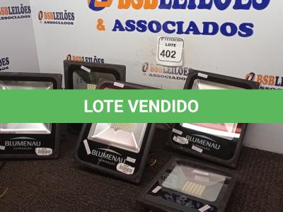 LOTE 402 - 05 REFLETORES DE LED DIVERSOS. (NO ESTADO) ATENÇÃO! FAZER A VISITAÇÃO ANTES DE ARREMATAR, NÃO SABEMOS SE FUNCIONA. LEILÃO NÃO TEM GARANTIA E NEM DEVOLUÇÃO, SUJEITO A POSSÍVEIS AVARIAS VISÍVEIS/OCULTAS E/OU AUSÊNCIA DE COMPONENTES.