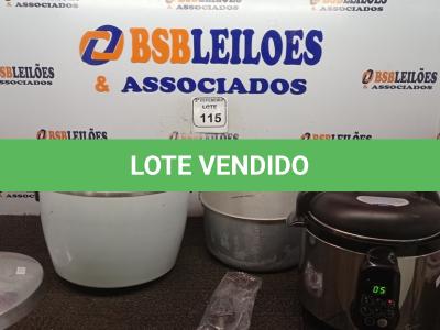 LOTE 115 - 02 PANELAS ELÉTRICAS SENDO 01 DEPRESSÃO. (NO ESTADO) ATENÇÃO! FAZER A VISITAÇÃO ANTES DE ARREMATAR, NÃO SABEMOS SE FUNCIONA. LEILÃO NÃO TEM GARANTIA E NEM DEVOLUÇÃO, SUJEITO A POSSÍVEIS AVARIAS VISÍVEIS/OCULTAS E/OU AUSÊNCIA DE COMPONENTES.