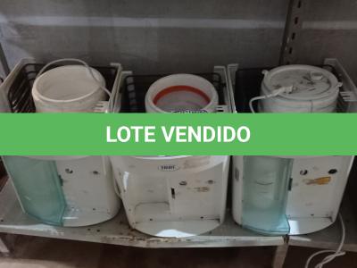 LOTE 204 - 03 BEBEDOUROS DE PAREDE MARCA IBBL. P/RETIRADA DE PEÇAS. (NO ESTADO) ATENÇÃO! FAZER A VISITAÇÃO ANTES DE ARREMATAR, NÃO SABEMOS SE FUNCIONA. LEILÃO NÃO TEM GARANTIA E NEM DEVOLUÇÃO, SUJEITO A POSSÍVEIS AVARIAS VISÍVEIS/OCULTAS E/OU AUSÊNCIA DE COMPONENTES.
