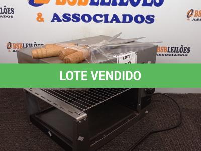 LOTE 293 - 01 CHURRASQUEIRA ELÉTRICA COM 4 ESPETOS. (NO ESTADO) ATENÇÃO! FAZER A VISITAÇÃO ANTES DE ARREMATAR, NÃO SABEMOS SE FUNCIONA. LEILÃO NÃO TEM GARANTIA E NEM DEVOLUÇÃO, SUJEITO A POSSÍVEIS AVARIAS VISÍVEIS/OCULTAS E/OU AUSÊNCIA DE COMPONENTES.