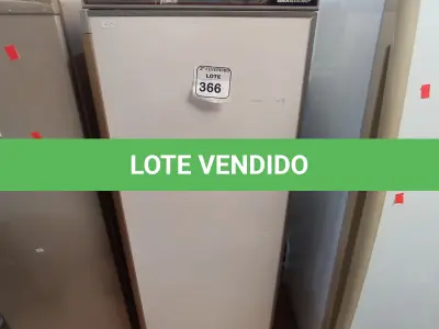 LOTE 366 -  01 FREEZER VERTICAL BRASTEMP FROST FREE 310. (NO ESTADO) ATENÇÃO! FAZER A VISITAÇÃO ANTES DE ARREMATAR, NÃO SABEMOS SE FUNCIONA. LEILÃO NÃO TEM GARANTIA E NEM DEVOLUÇÃO, SUJEITO A POSSÍVEIS AVARIAS VISÍVEIS/OCULTAS E/OU AUSÊNCIA DE COMPONENTES.