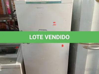 LOTE 372 - 01 GELADEIRA CONSUL.  (NO ESTADO) ATENÇÃO! FAZER A VISITAÇÃO ANTES DE ARREMATAR, NÃO SABEMOS SE FUNCIONA. LEILÃO NÃO TEM GARANTIA E NEM DEVOLUÇÃO, SUJEITO A POSSÍVEIS AVARIAS VISÍVEIS/OCULTAS E/OU AUSÊNCIA DE COMPONENTES.