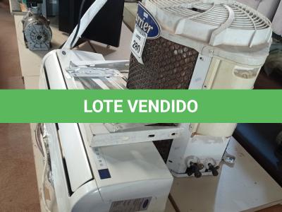 LOTE 280 -  01 AR CONDICIONADO SEM CONTROLE CARRIER 12.000BTUS. (NO ESTADO) ATENÇÃO! FAZER A VISITAÇÃO ANTES DE ARREMATAR, NÃO SABEMOS SE FUNCIONA. LEILÃO NÃO TEM GARANTIA E NEM DEVOLUÇÃO, SUJEITO A POSSÍVEIS AVARIAS VISÍVEIS/OCULTAS E/OU AUSÊNCIA DE COMPONENTES.